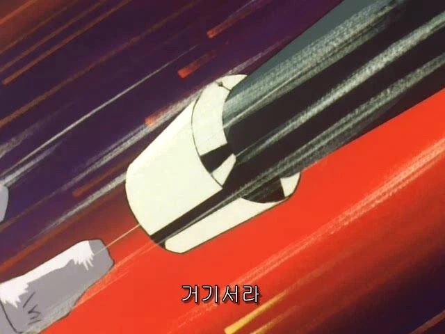 남자 아이들 동심 파괴시킨 로봇 애니.jpg_9.webp