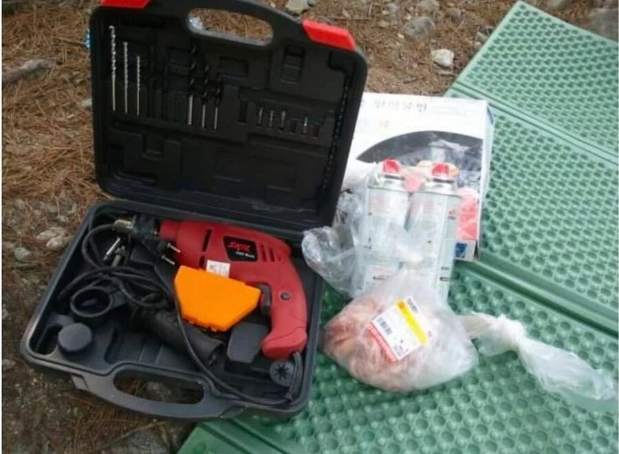 계곡 삼겹파티 대참사_2.webp