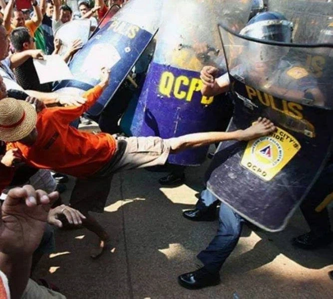 진압방패 격파_1.webp