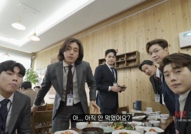 여성 공무원이 남초 직장에서 놀라는 점 jpg._2.webp