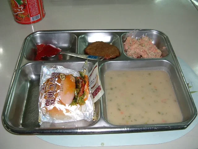 한때 할배들이 뻐커킹 와퍼보다 더 좋아했다는 햄버거_1.webp