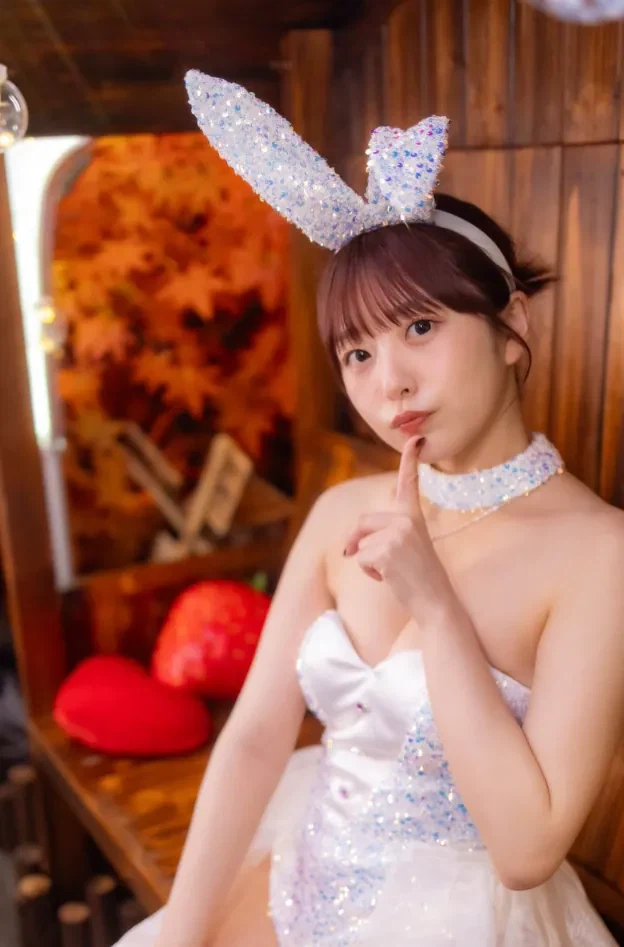 홍콩 팬미팅 참석한 AV 배우 jpg_2.webp