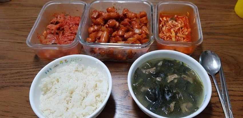 밥 몇그릇 가능?_1.webp