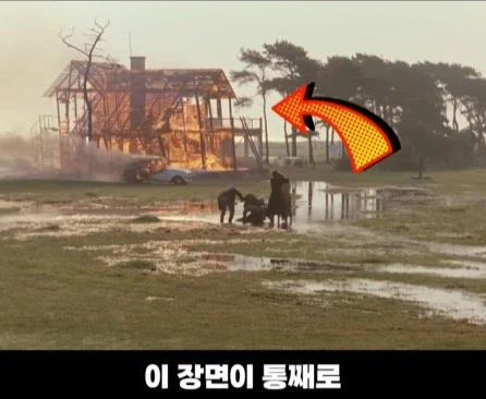 롱테이크로 찍었는데 카메라가 고장나서 다시 찍은 영화.jpg_16.webp