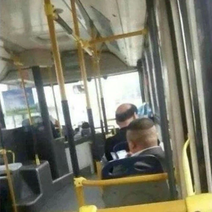 오려서 붙인거라는 나쁜말 ㄴㄴ.jpg_1.webp