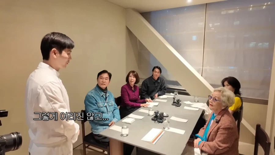 어려보인다는 말에 40살이라 어리지는 않다는 셰프_5.webp