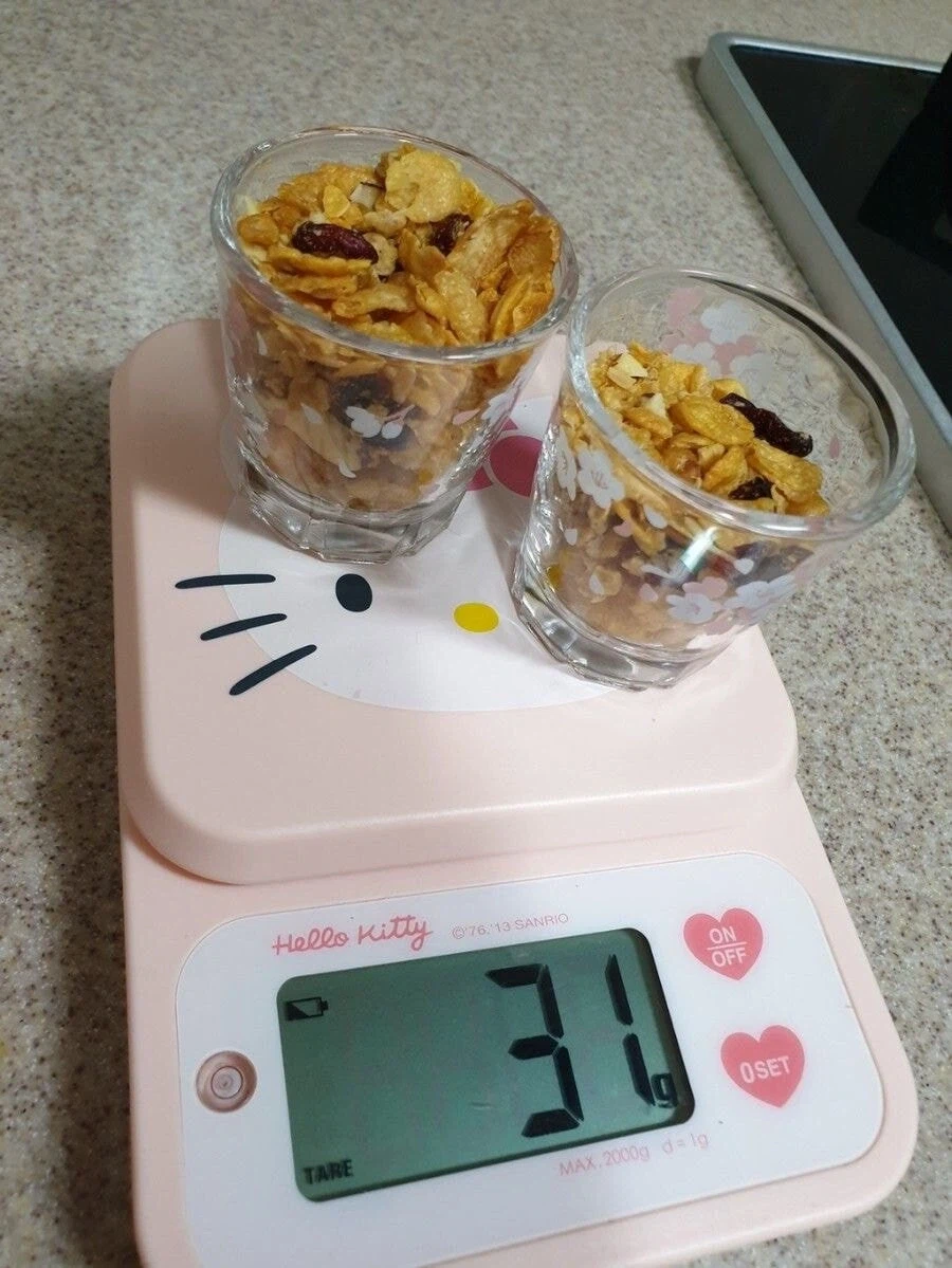 어떤 시리얼의 한끼 정량.jpg_1.webp