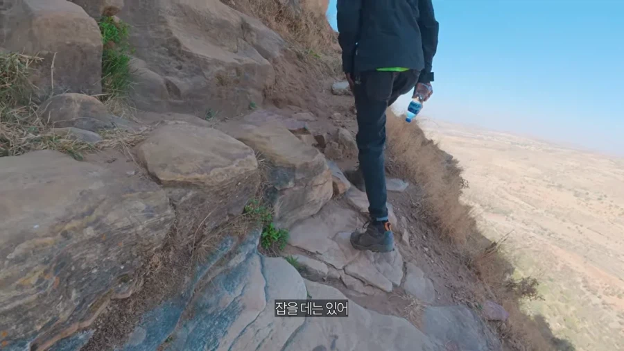 천국에 가장 가깝다는 이유로 지어진 교회.jpg_17.webp