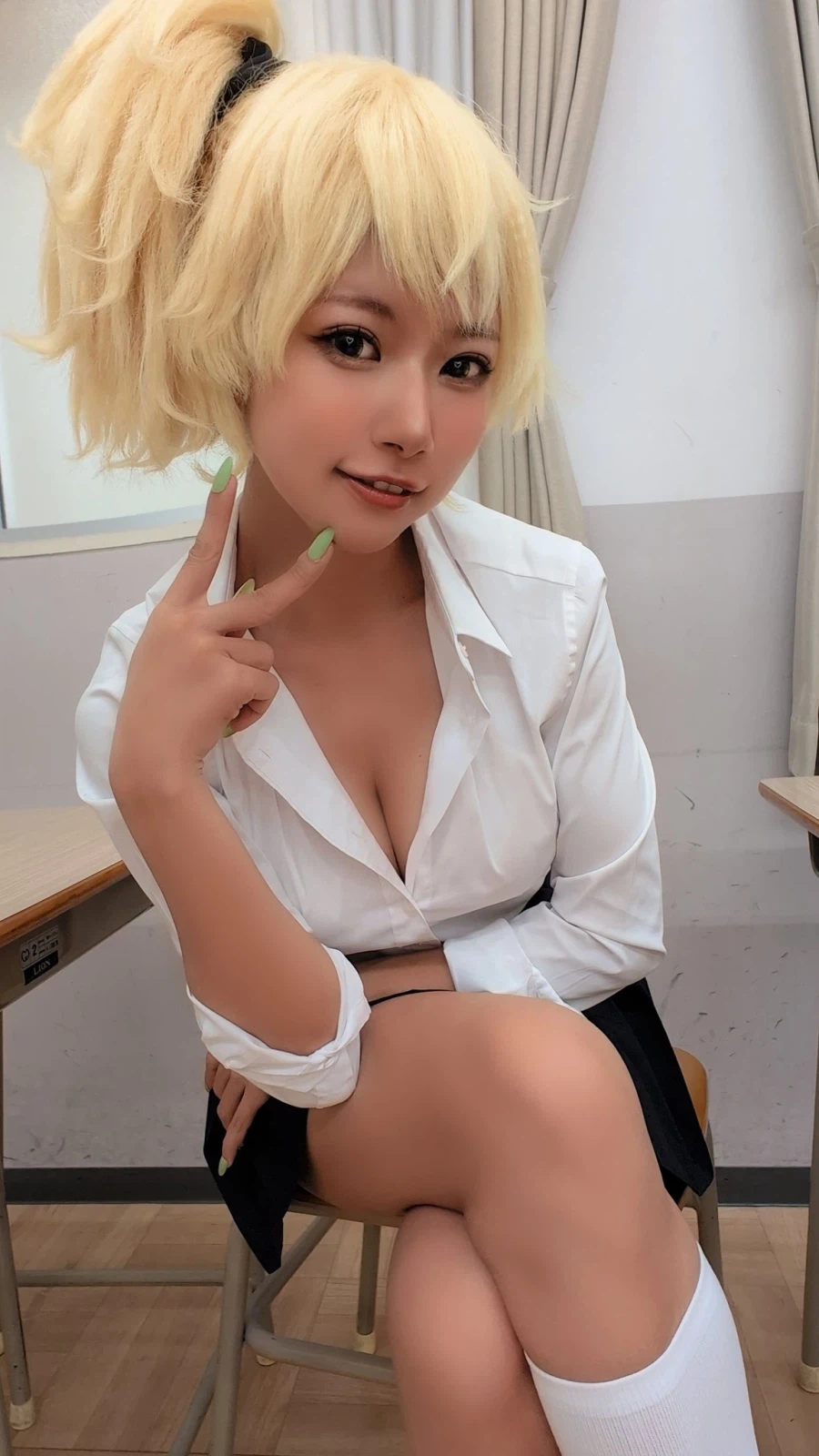 오타쿠에게 상냥한 갸루 코스프레_2.webp