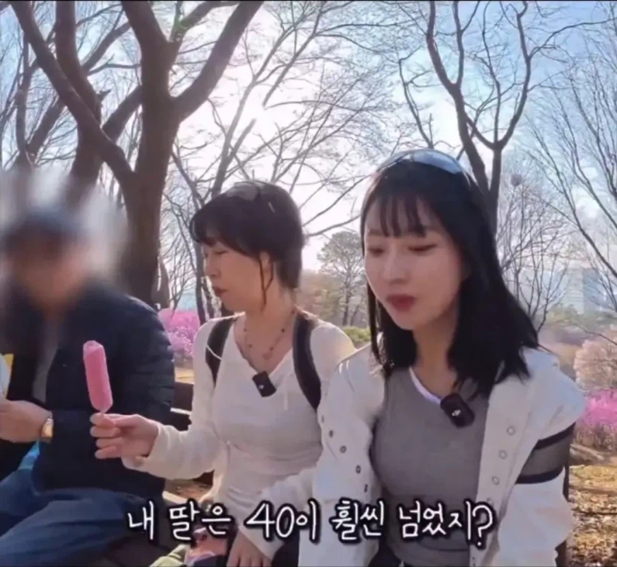 여자끼리는 등산도 못 하는 이유_3.webp