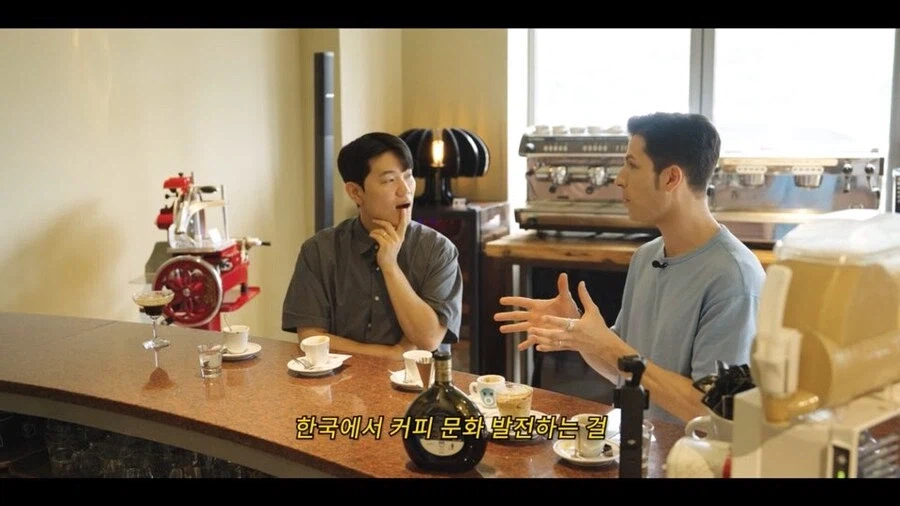 알베르토가 생각하는 한국에서 가장 빨리 발전한 분야_11.webp