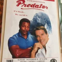 두 남자와 한 외계인의 땀내나는 우정이 담긴 것 같은 영화