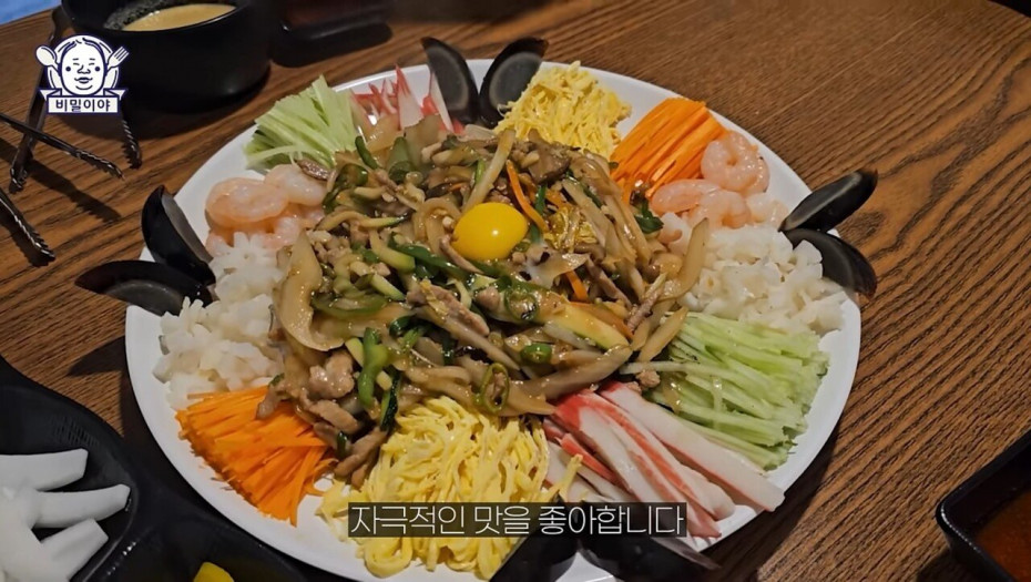 단골 손님이 주방 이어받아서 운영하는 중국집JPG