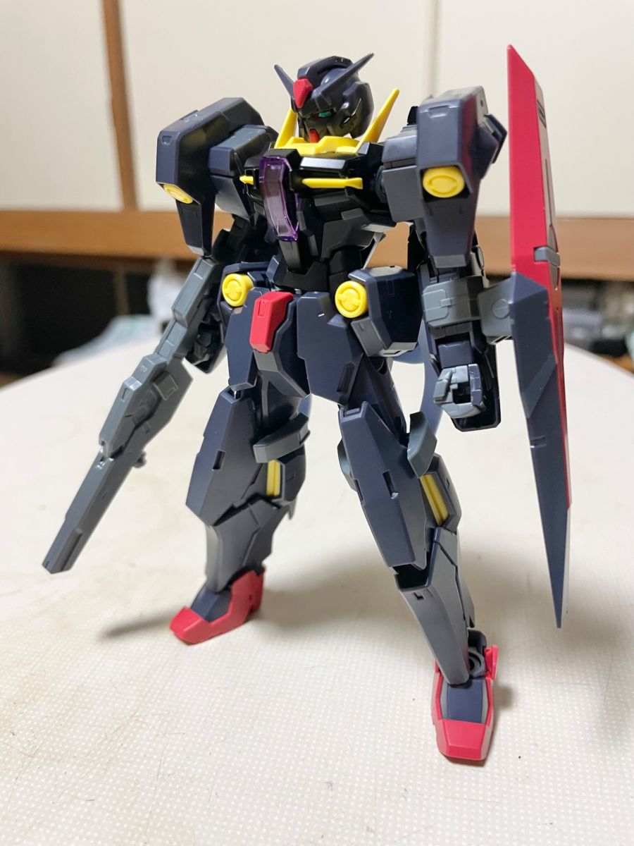 HG 1/144 건담 플루토네 블랙 가조립 사진_1.jpeg