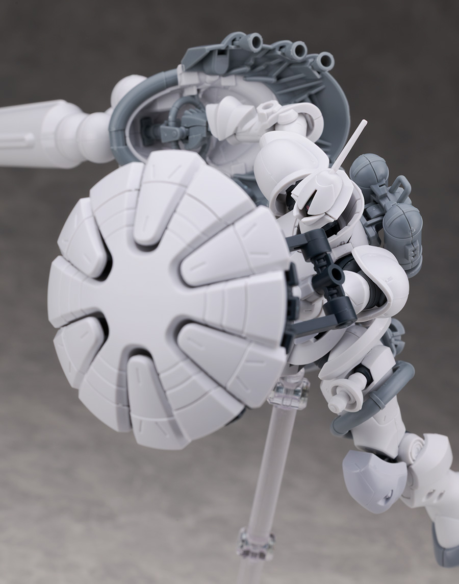HG GQ 1/144 이그자베 전용 걍 해외 리뷰_79.jpg