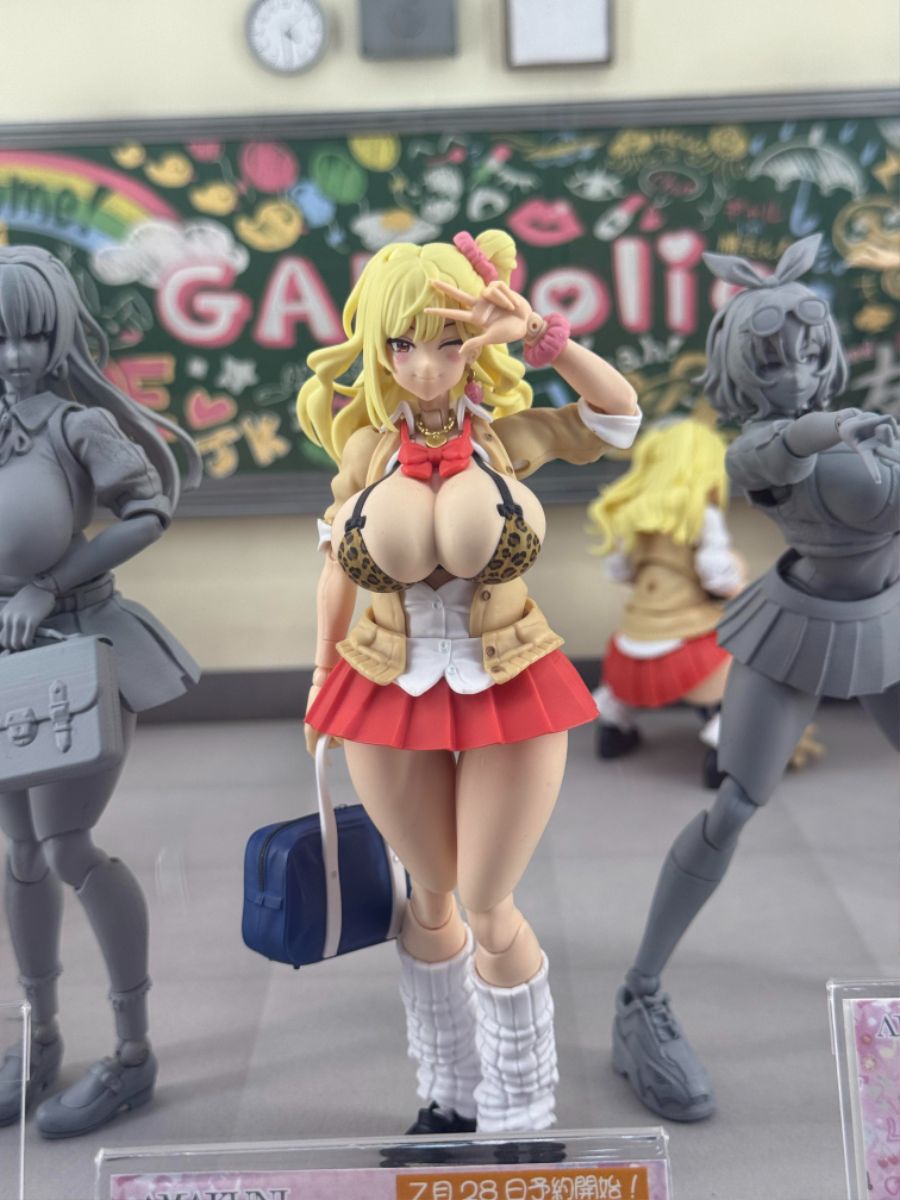 [AMAKUNI] 미소녀 프라모델 GALHolic 계열 전시 사진 2_2.jpg