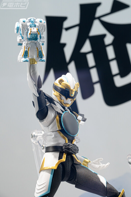 [반다이] S.H.Figuarts 넘버원전대 고쥬저 고쥬 폴라 공개_7.jpg