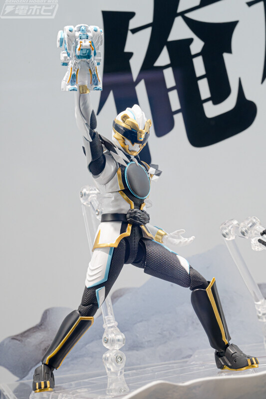 [반다이] S.H.Figuarts 넘버원전대 고쥬저 고쥬 폴라 공개_4.jpg
