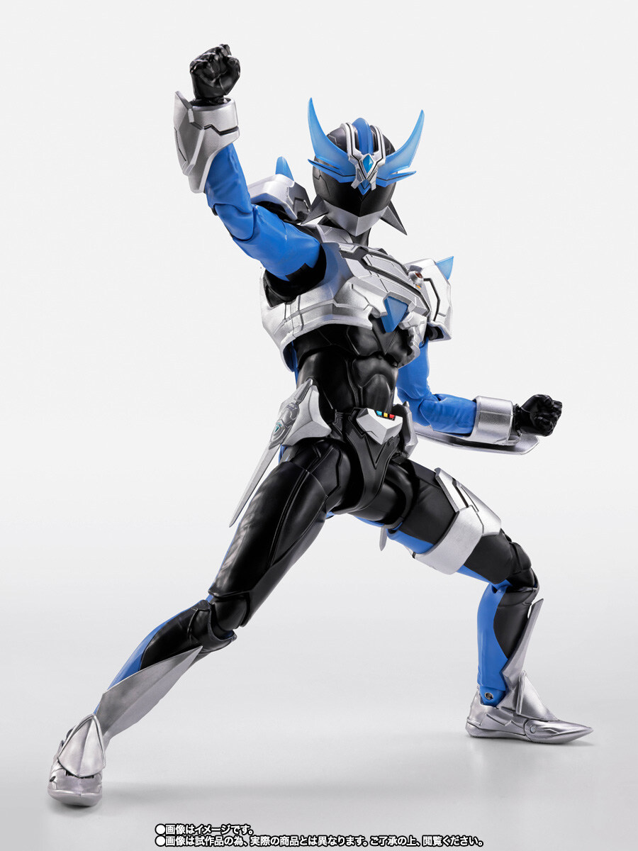[반다이 혼웹상점] S.H.Figuarts (진골조제법) 윙맨 가더 실루엣_4.jpg