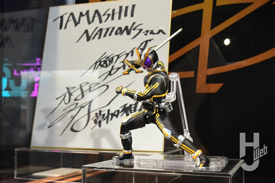 [반다이] S.H.Figuarts(진골조제법) 가면라이더 카이자 전시 이미지_5.jpg