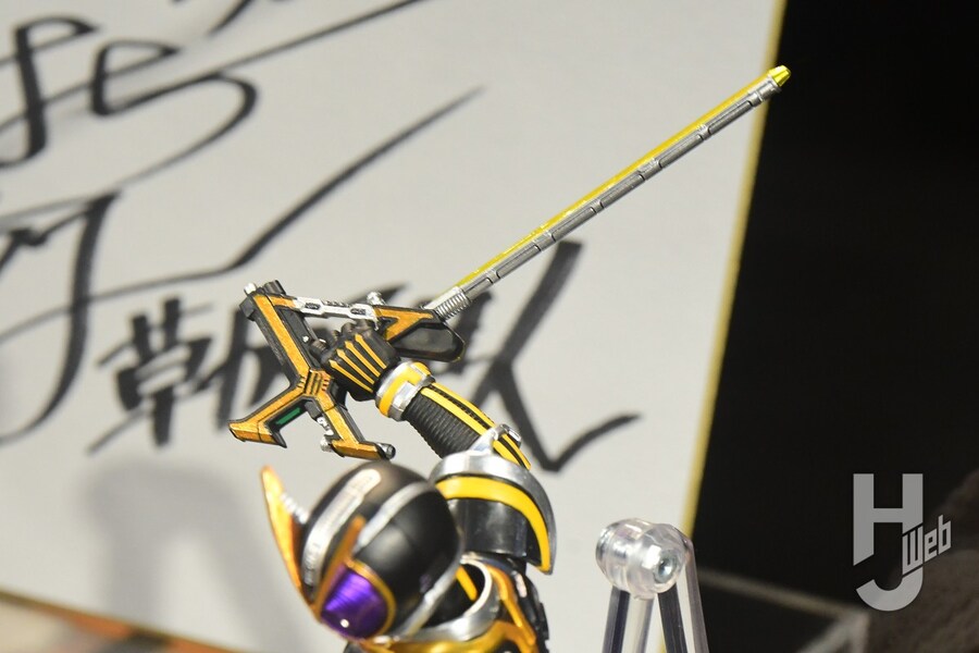 [반다이] S.H.Figuarts(진골조제법) 가면라이더 카이자 전시 이미지_8.jpg