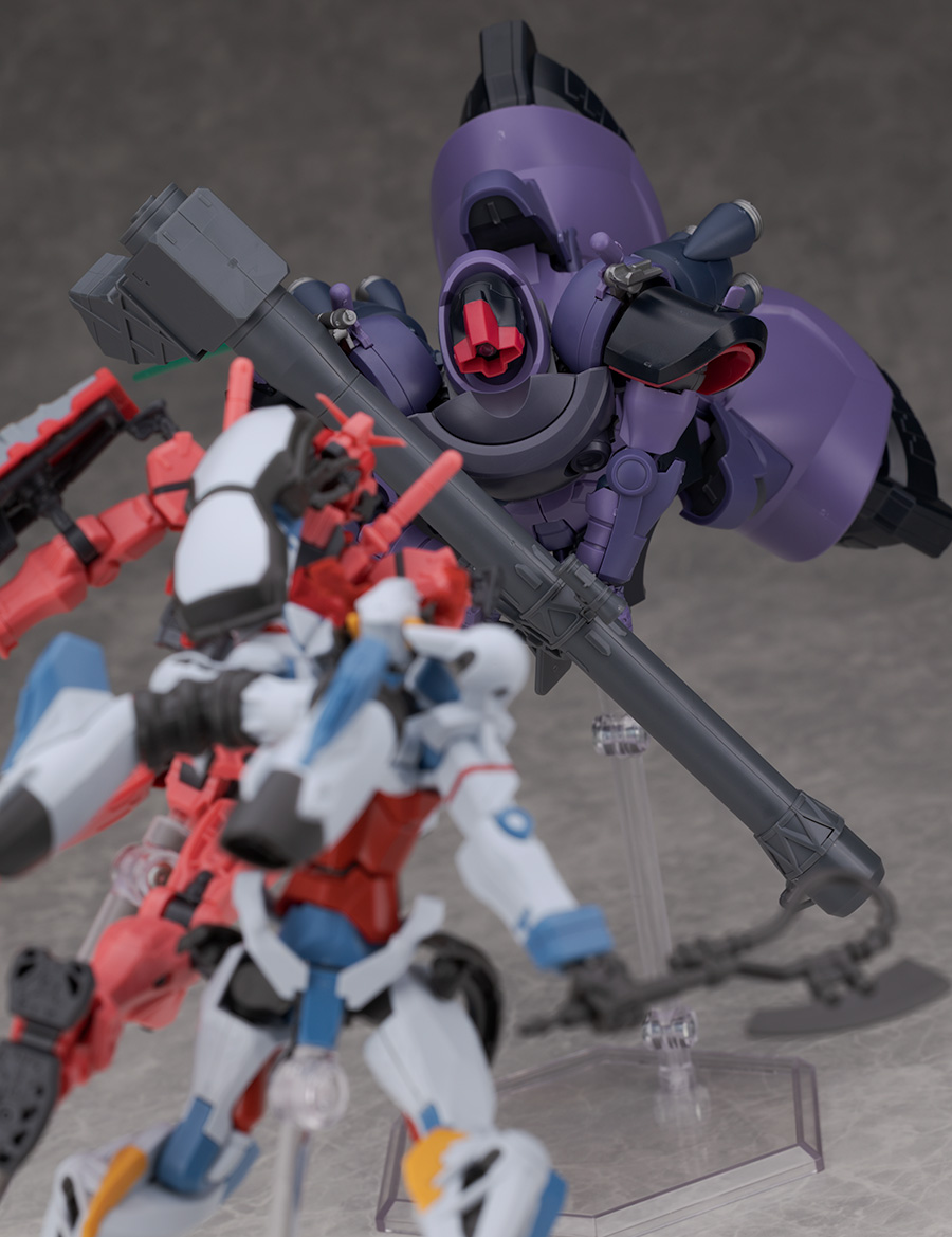 HG GQ 1/144 릭 돔 가이아 / 오르테가 기 해외 리뷰 (스크롤 주의)_85.jpg