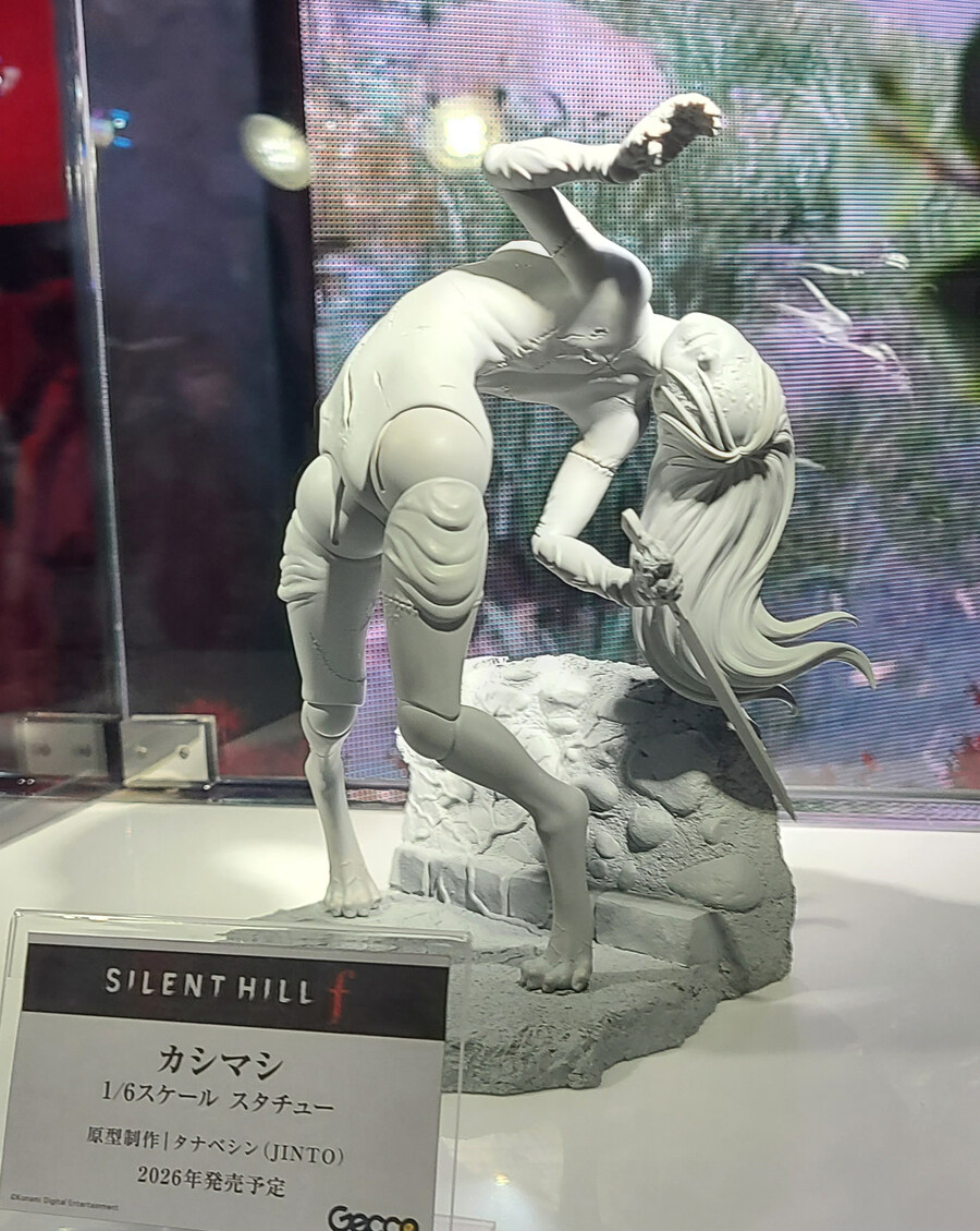 [Gecco] 1/6 사일런트 힐 f - 카시마시 원형 전시_2.jpg
