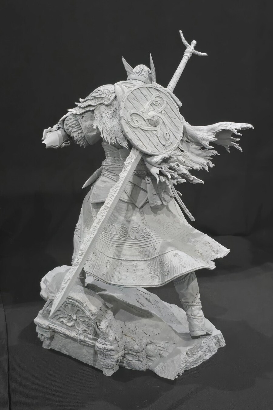 [Gecco] 사일런트 힐 f 등 신작 라인업 원형 전시_9.jpg