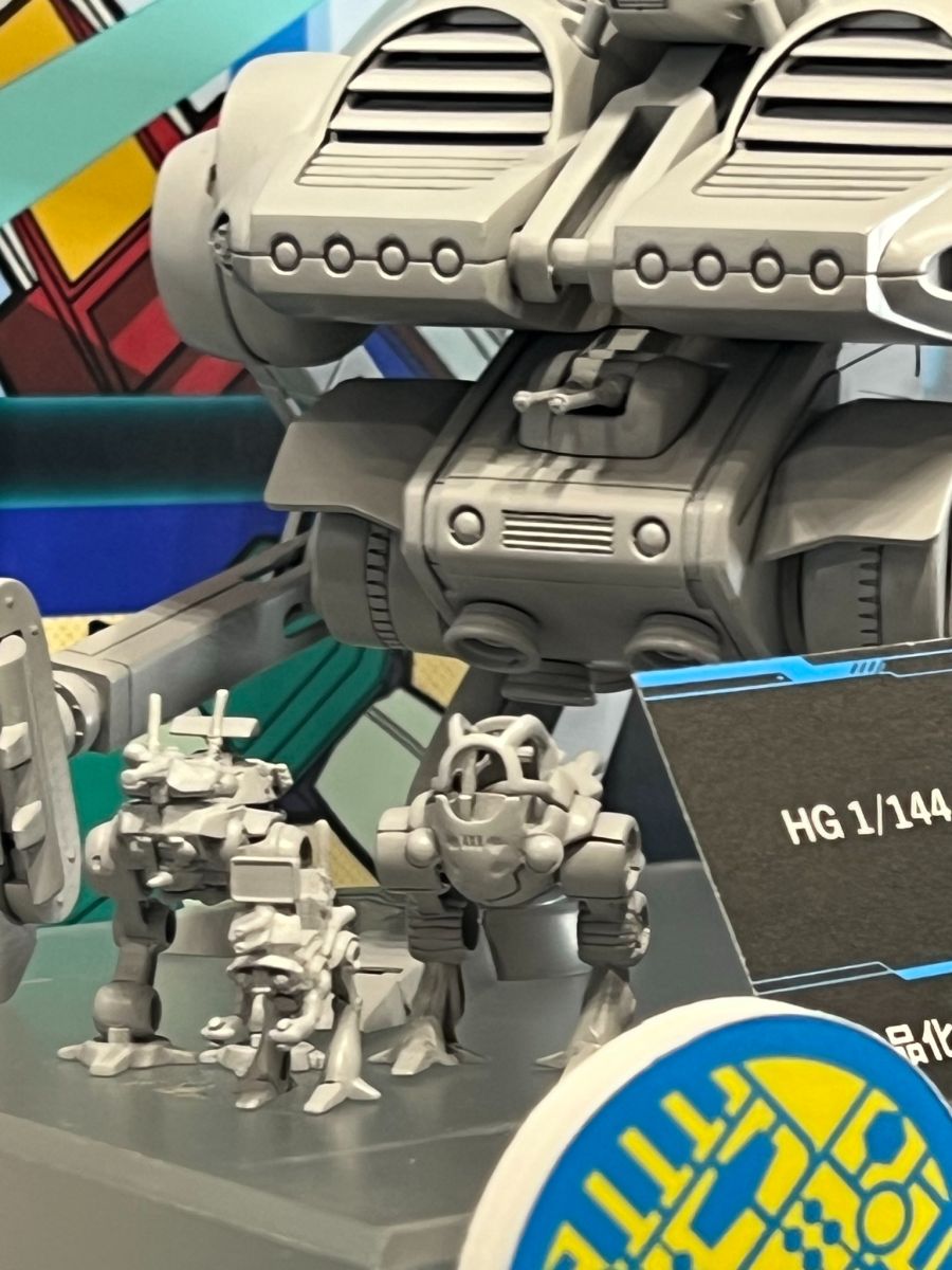 HG 1/144 도란 타입 원형 다각도 전시 사진_8.jpg