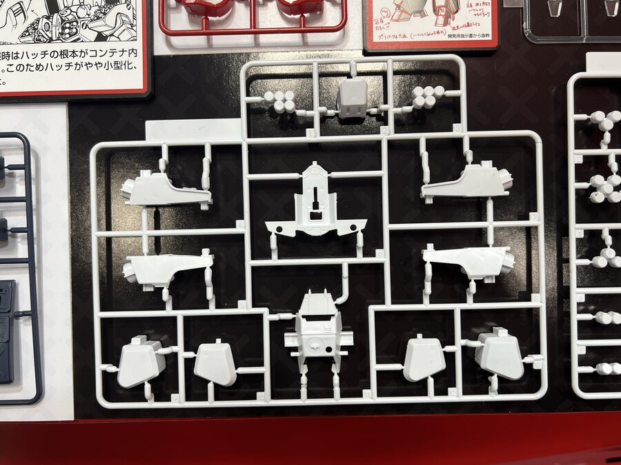 [맥스팩토리] PLAMAX 마크로스 VF-1J 아머드 발키리 추가 이미지_8.jpg