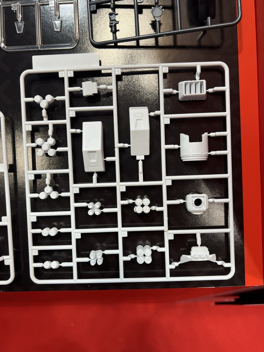 [맥스팩토리] PLAMAX 마크로스 VF-1J 아머드 발키리 추가 이미지_10.jpg