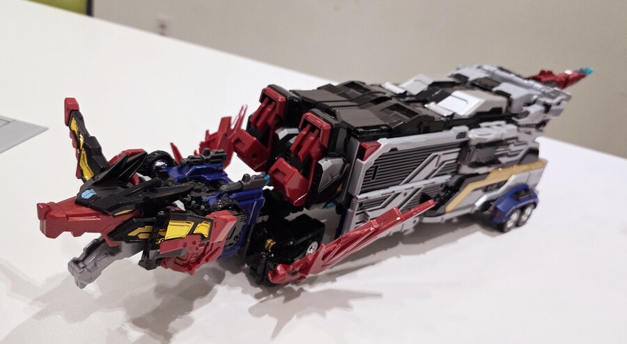 [삼지] 메탈카드봇W - 헤비아이언W 완구 디자이너 코멘트_16.jpg