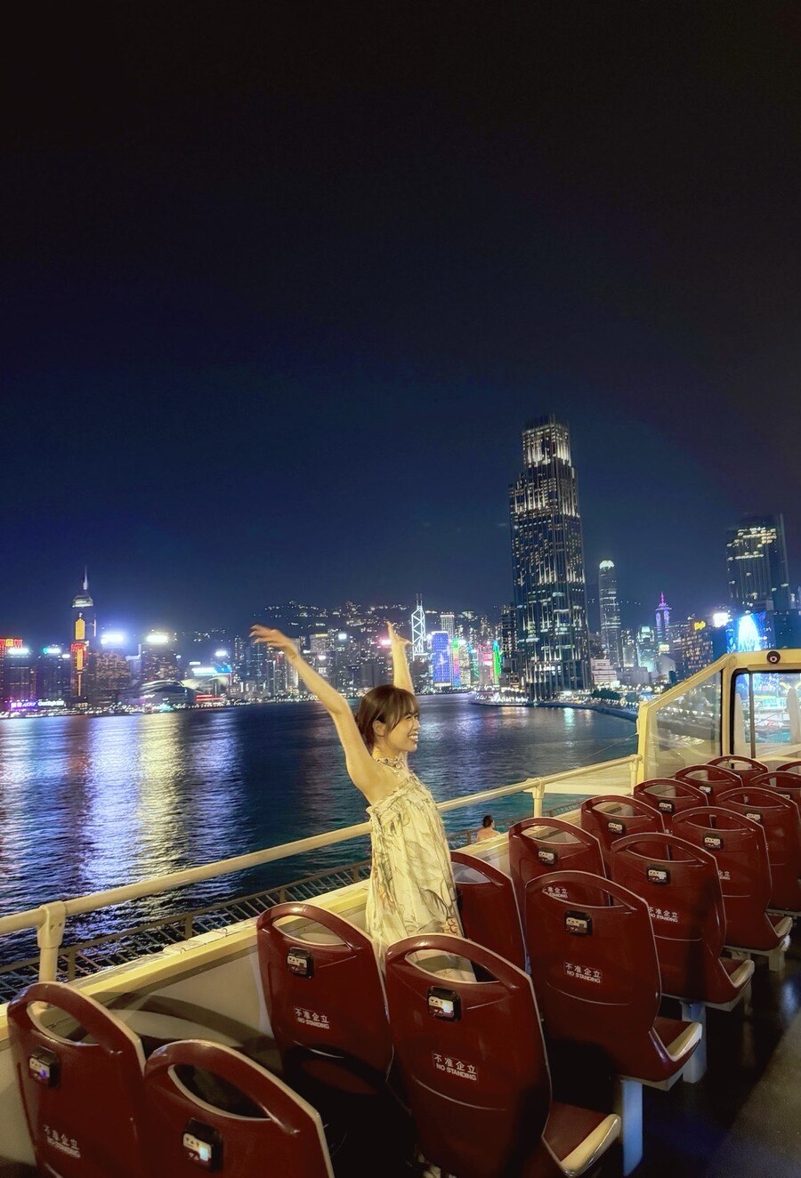 다테 사유리 2nd 사진집 「シルエット」 11월 6일 발매_18.jpg