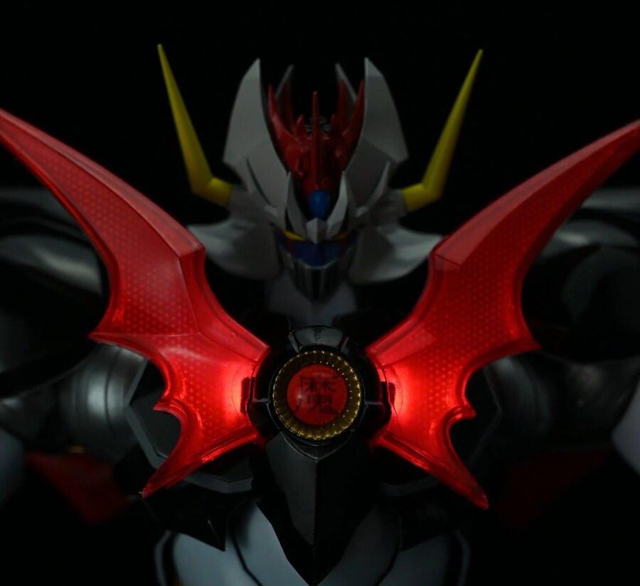 [엠버토이즈] 블레이즈 마징카이저. 파이어 블래스터 연출 기믹 공개_1.jpg