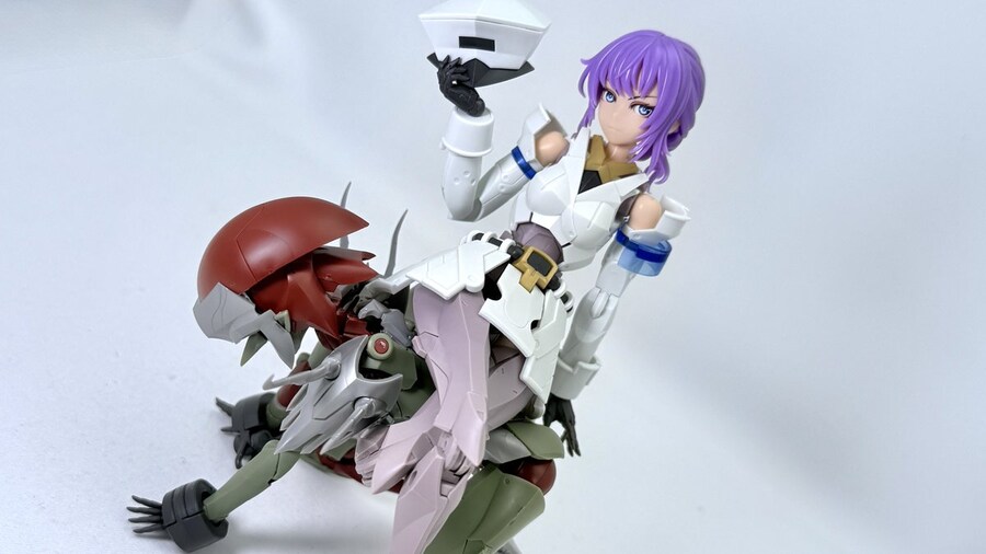 [코토부키야] 무한해후 메갈로마리아. 뱅가드 리더, 지르코니아 조립 샘플 공개_4.jpg