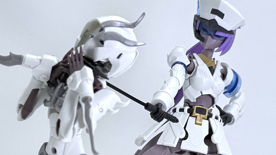 [코토부키야] 무한해후 메갈로마리아. 뱅가드 리더, 지르코니아 조립 샘플 공개_2.jpg