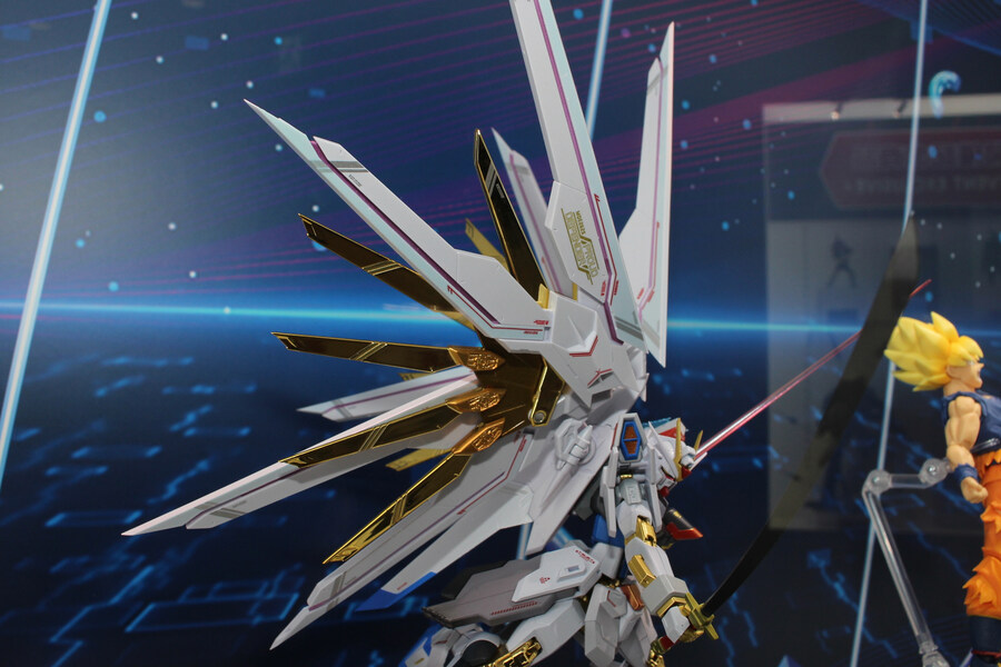 [반다이] 메탈 로봇혼 마이티 스트라이크 프리덤 최종결전. 추가 전시 이미지_15.jpg