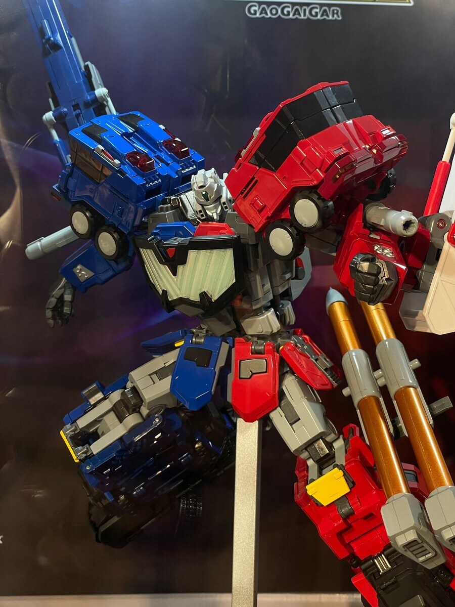 [포즈+] 메탈 초룡신, 다이그렌, 고자우라 & 메탈히트 겟타 등 전시_2.jpg