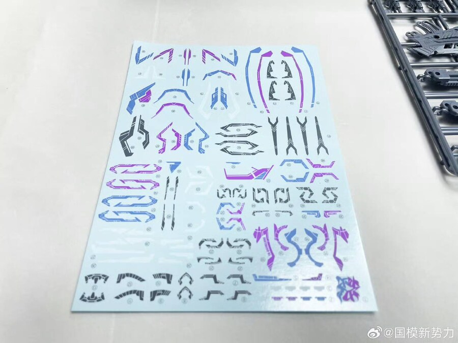 SNAA 1/100 염황 팬텀 버전 런너 공개_8.jpg