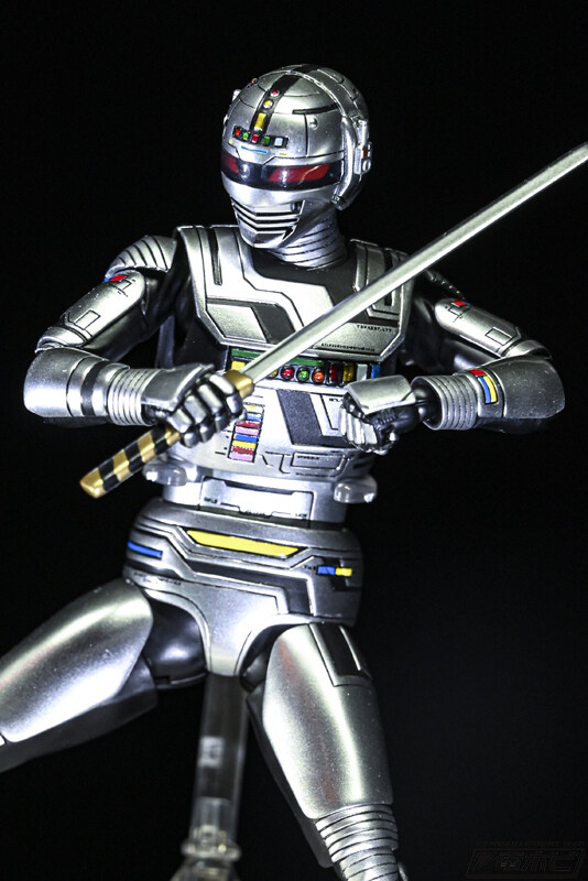 [반다이] S.H.Figuarts 진골조제법 우주형사 갸반 공개_3.jpg