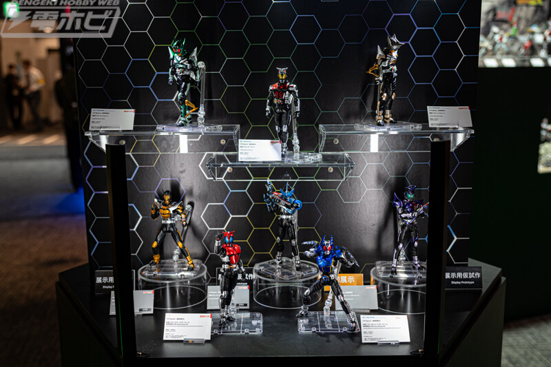 [반다이] S.H.Figuarts 진골조제법 가면라이더 카부토 시리즈 전시 이미지_1.jpg