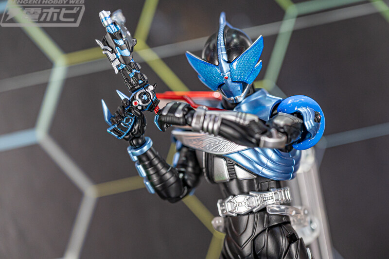 [반다이] S.H.Figuarts 진골조제법 가면라이더 카부토 시리즈 전시 이미지_10.jpg