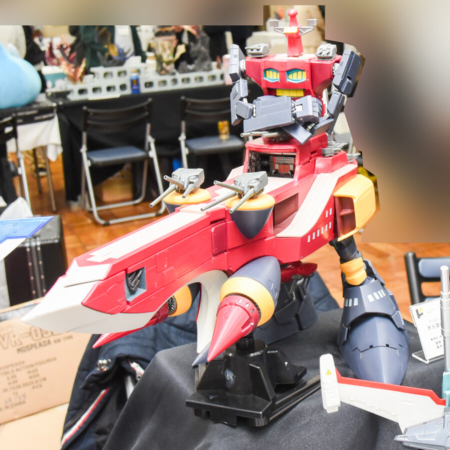 [포즈+] 메탈 고자우라, 다이그렌 & 메탈히트 진겟타 2·3 전시_4.jpg