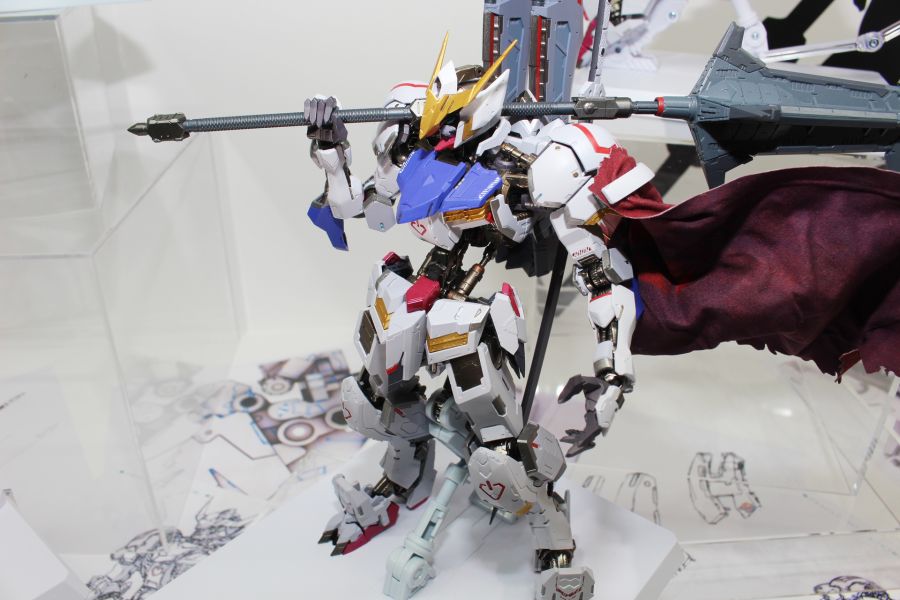 [반다이] 메탈 빌드 건담 발바토스 (가칭) 전시 사진 3_2.jpg