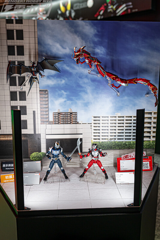 [반다이] S.H.Figuarts 진골조제법 가면라이더 류우키 시리즈 전시 2_1.jpg