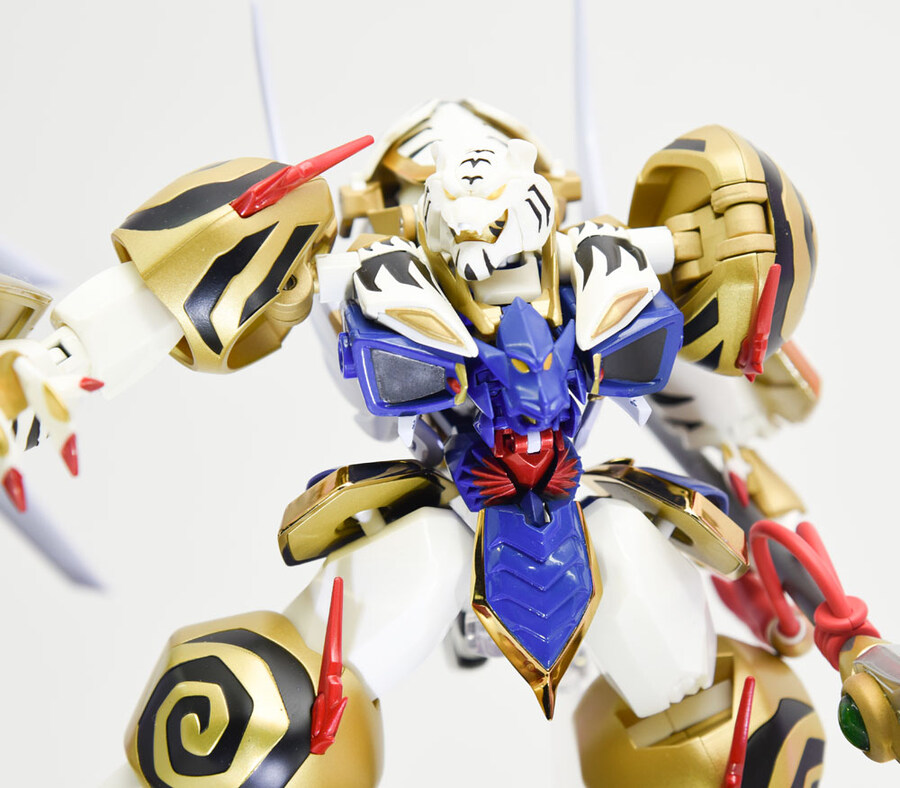 [반다이] 초합금혼 호룡왕/용호왕, 볼테스V 레거시, 킹 엑스카이저 등 전시_5.jpg