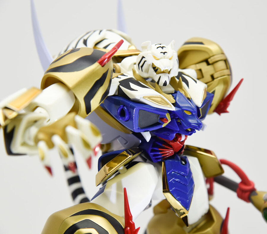 [반다이] 초합금혼 호룡왕/용호왕, 볼테스V 레거시, 킹 엑스카이저 등 전시_6.jpg