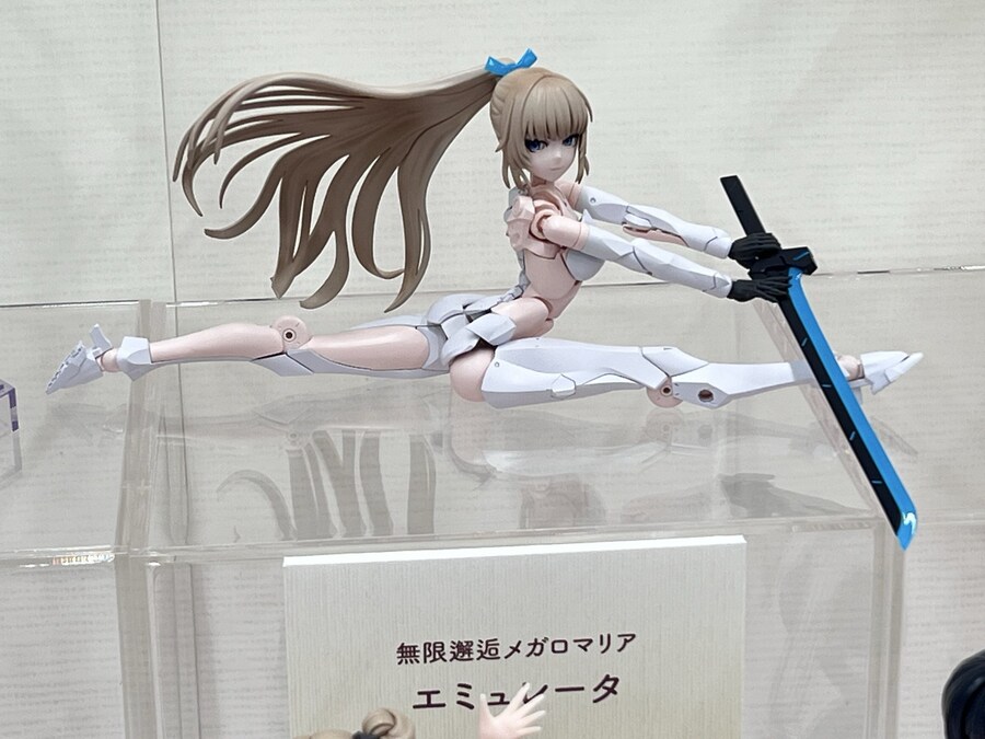 [코토부키야] 무한해후 메갈로마리아 신작 전시 이미지_4.jpg
