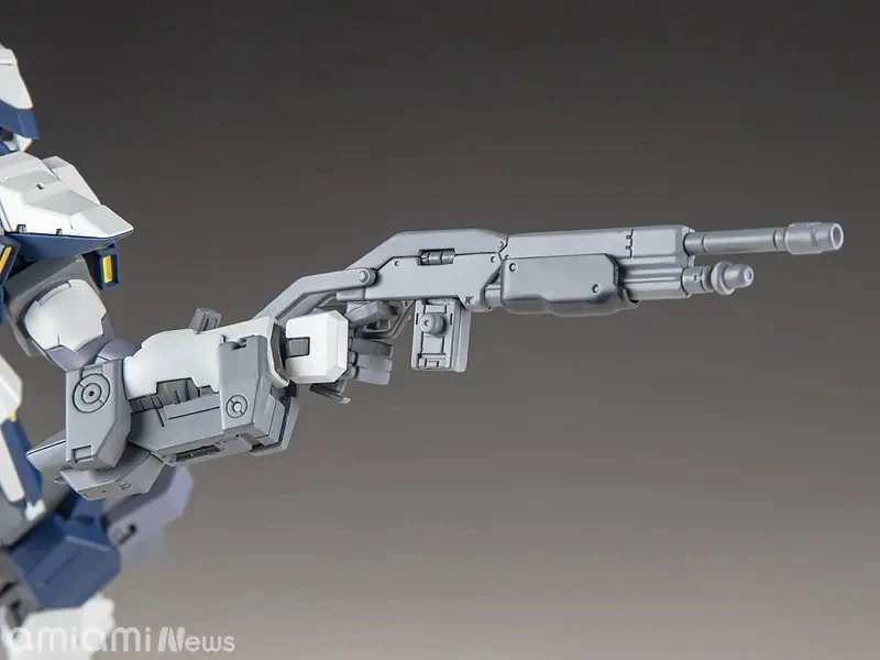 [카도카와] 1/48 풀 메탈 패닉! 패밀리 - 아주르 레이븐 샘플 사진_9.webp