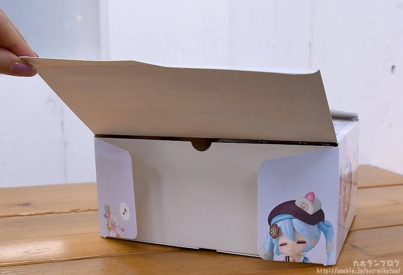 [굿 스마일] 넨도로이드 유키 미쿠 스위트 스노우 Ver 샘플 사진_6.webp